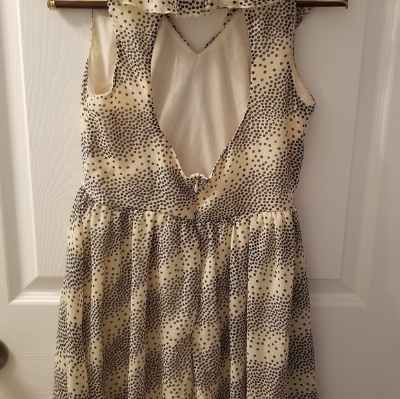 Sundress - Picture 2 of 4